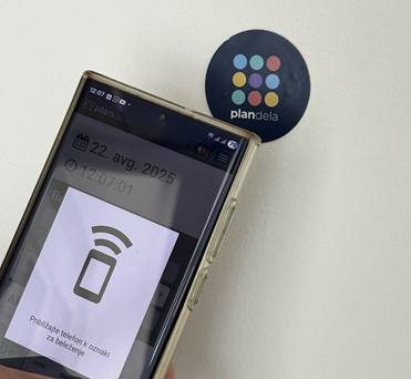 Beleženje preko lokacijske nalepke